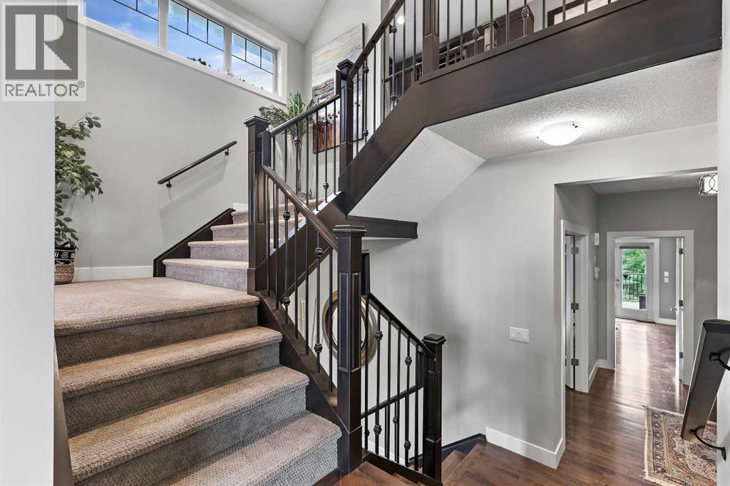 22 Wendham Place SW, Calgary, Alberta  T3H 0R6 - Photo 35 - A2294143