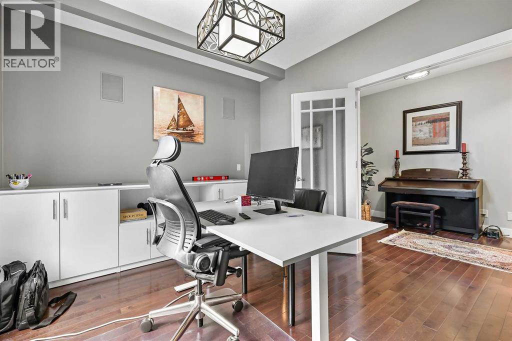 22 Wendham Place SW, Calgary, Alberta  T3H 0R6 - Photo 31 - A2294143