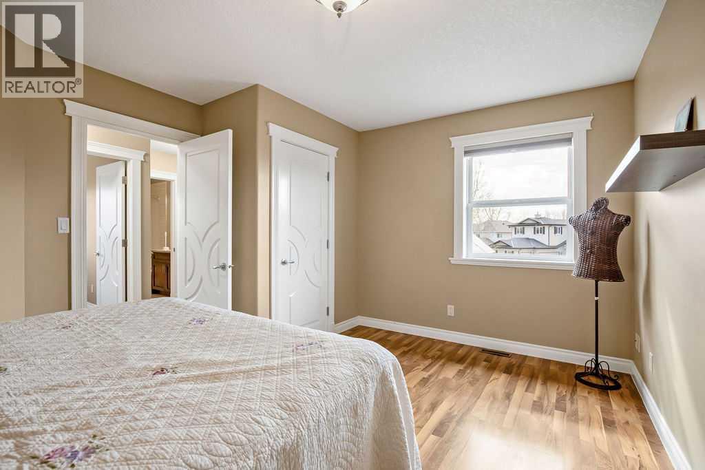 105 Lang Place, Okotoks, Alberta  T1S 1W8 - Photo 32 - A2301740