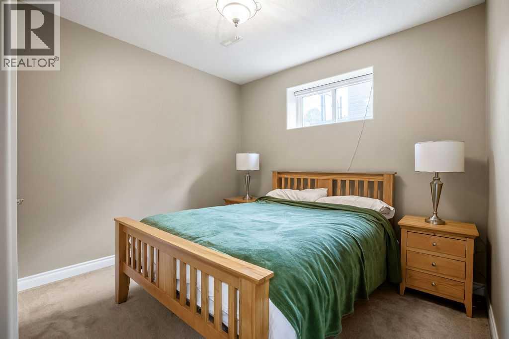 105 Lang Place, Okotoks, Alberta  T1S 1W8 - Photo 44 - A2301740