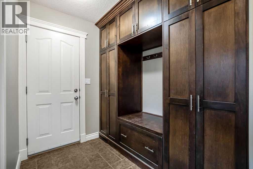 105 Lang Place, Okotoks, Alberta  T1S 1W8 - Photo 20 - A2301740