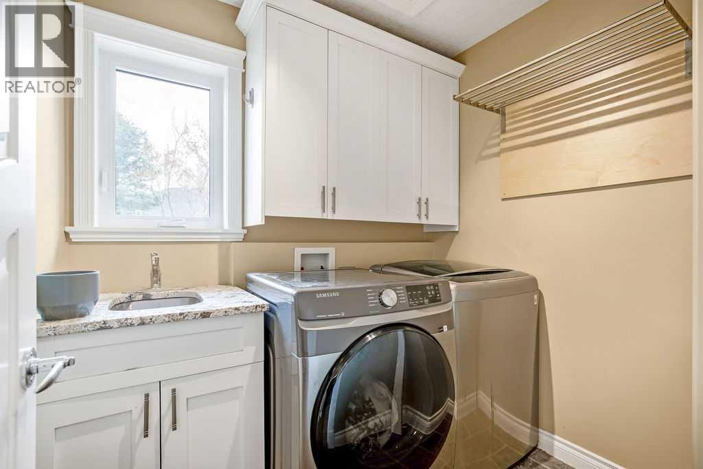 105 Lang Place, Okotoks, Alberta  T1S 1W8 - Photo 21 - A2301740