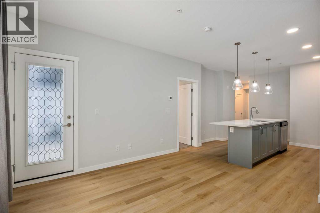 101, 200 Shawnee Square Sw, Calgary, Alberta  T2Y 0T7 - Photo 11 - A2301944