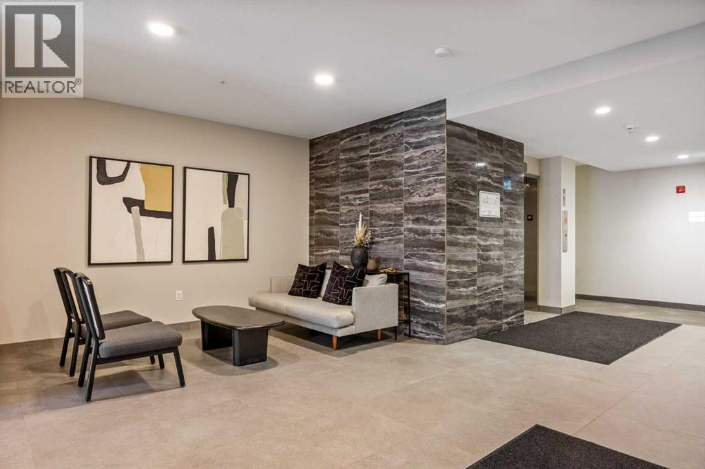 101, 200 Shawnee Square Sw, Calgary, Alberta  T2Y 0T7 - Photo 4 - A2301944