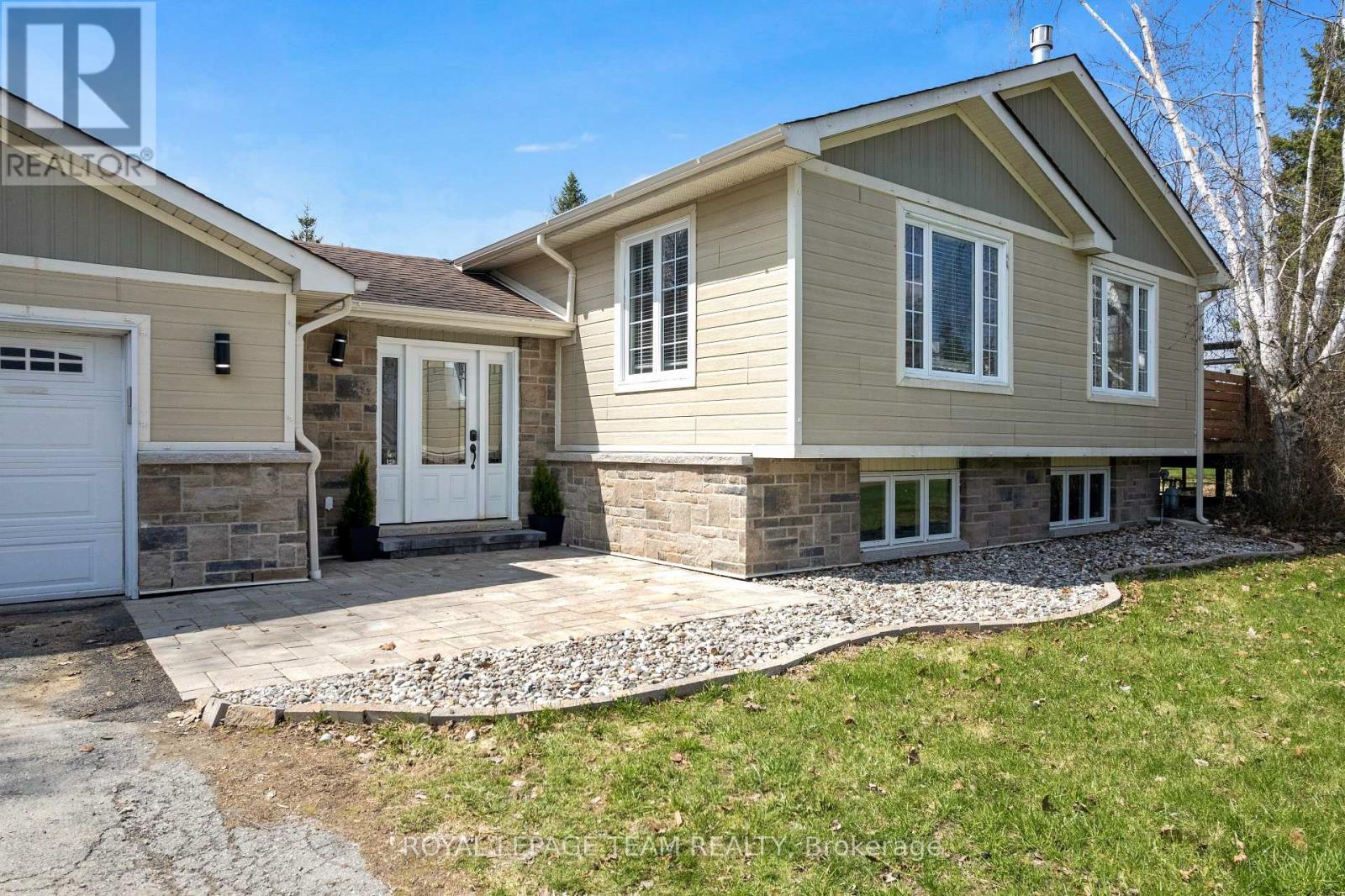 18 Harmony Way, North Grenville, Ontario  K0G 1J0 - Photo 3 - X13043380