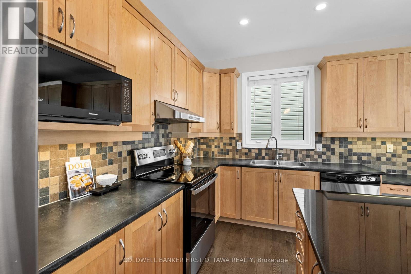 2176 Sunset Cove Circle, Ottawa, Ontario  K2J 0T9 - Photo 10 - X13043390