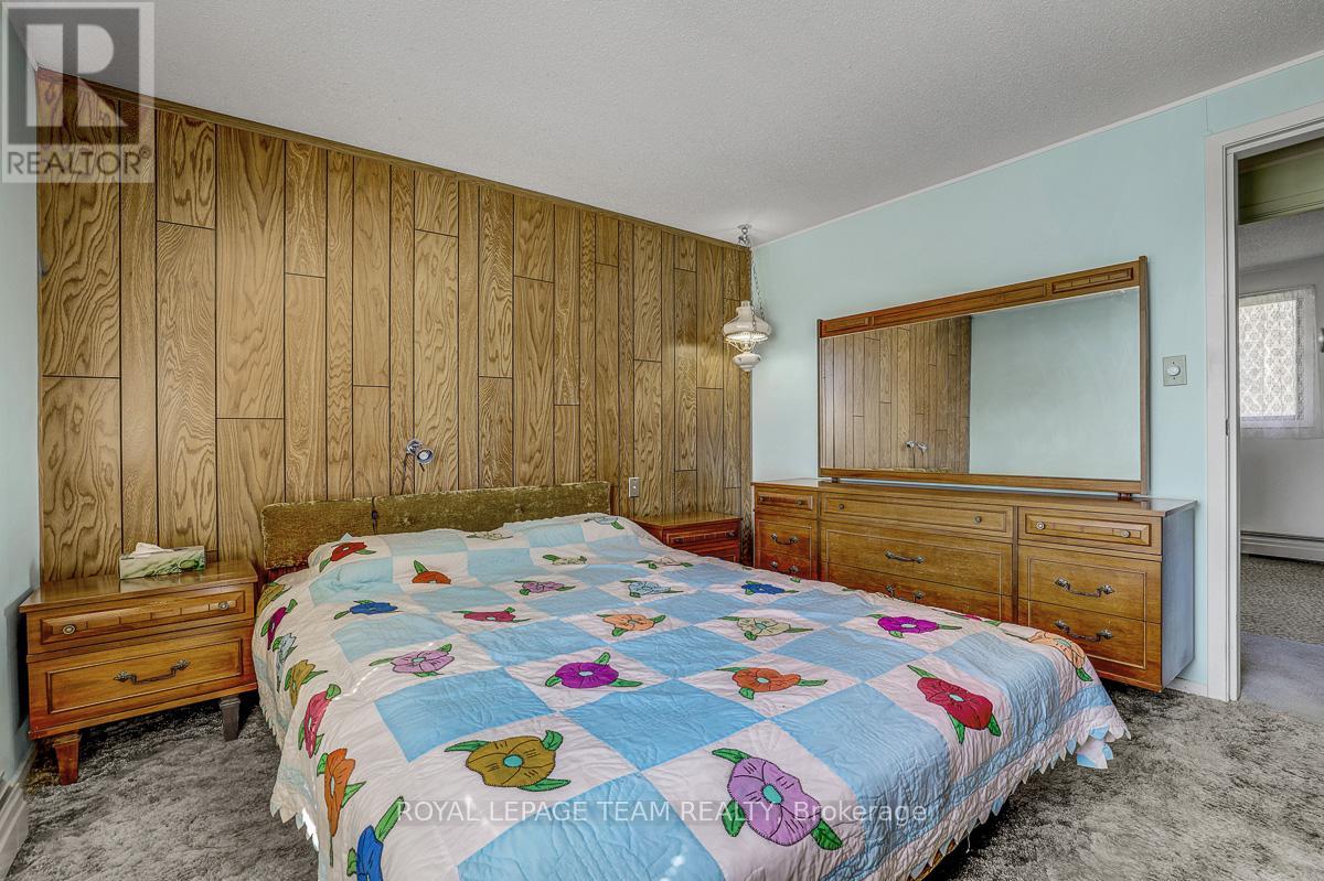 5523 Mitch Owens Road, Ottawa, Ontario  K1X 1C2 - Photo 16 - X13043410