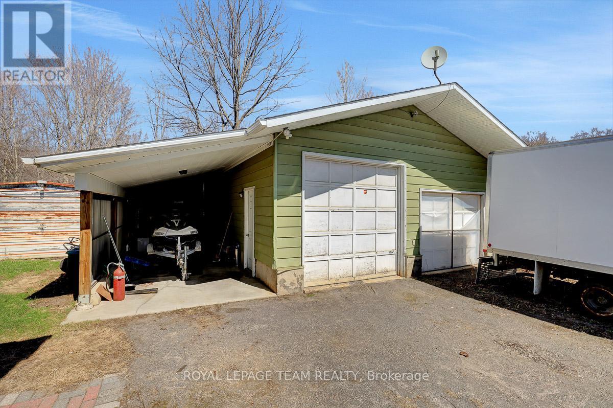 5523 Mitch Owens Road, Ottawa, Ontario  K1X 1C2 - Photo 29 - X13043410