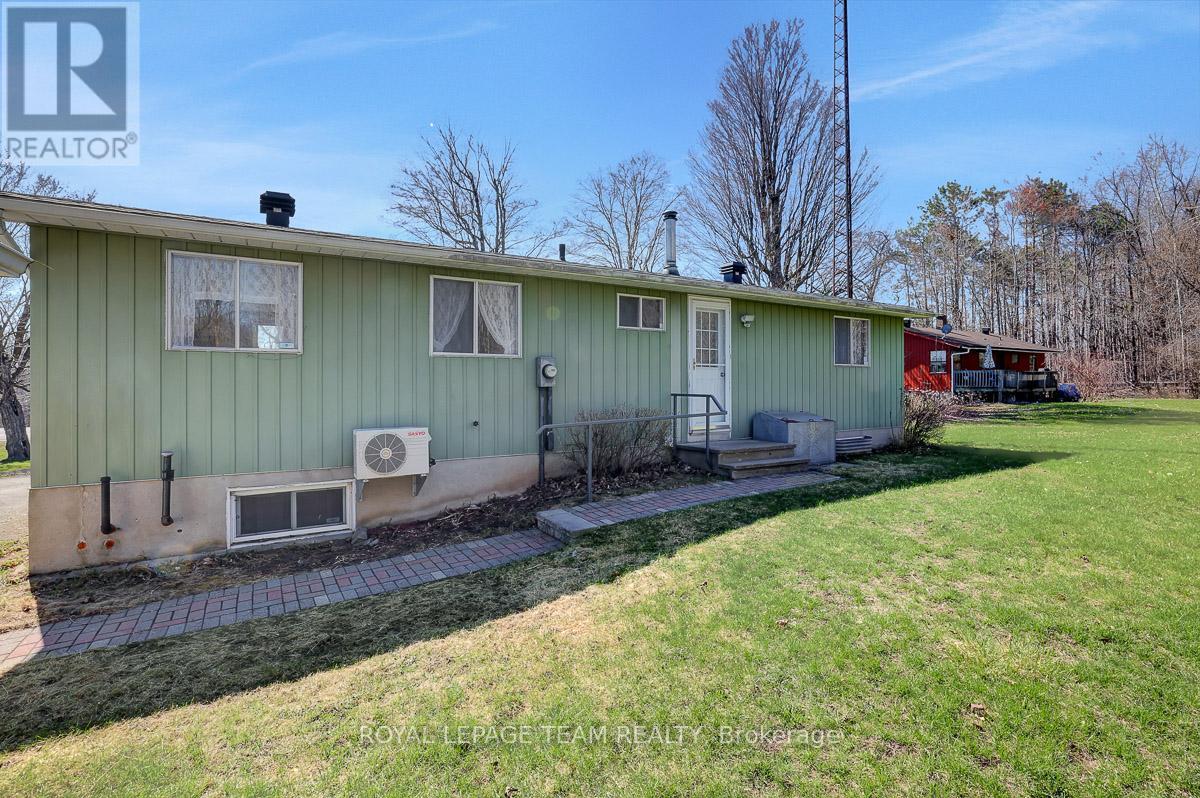 5523 Mitch Owens Road, Ottawa, Ontario  K1X 1C2 - Photo 34 - X13043410