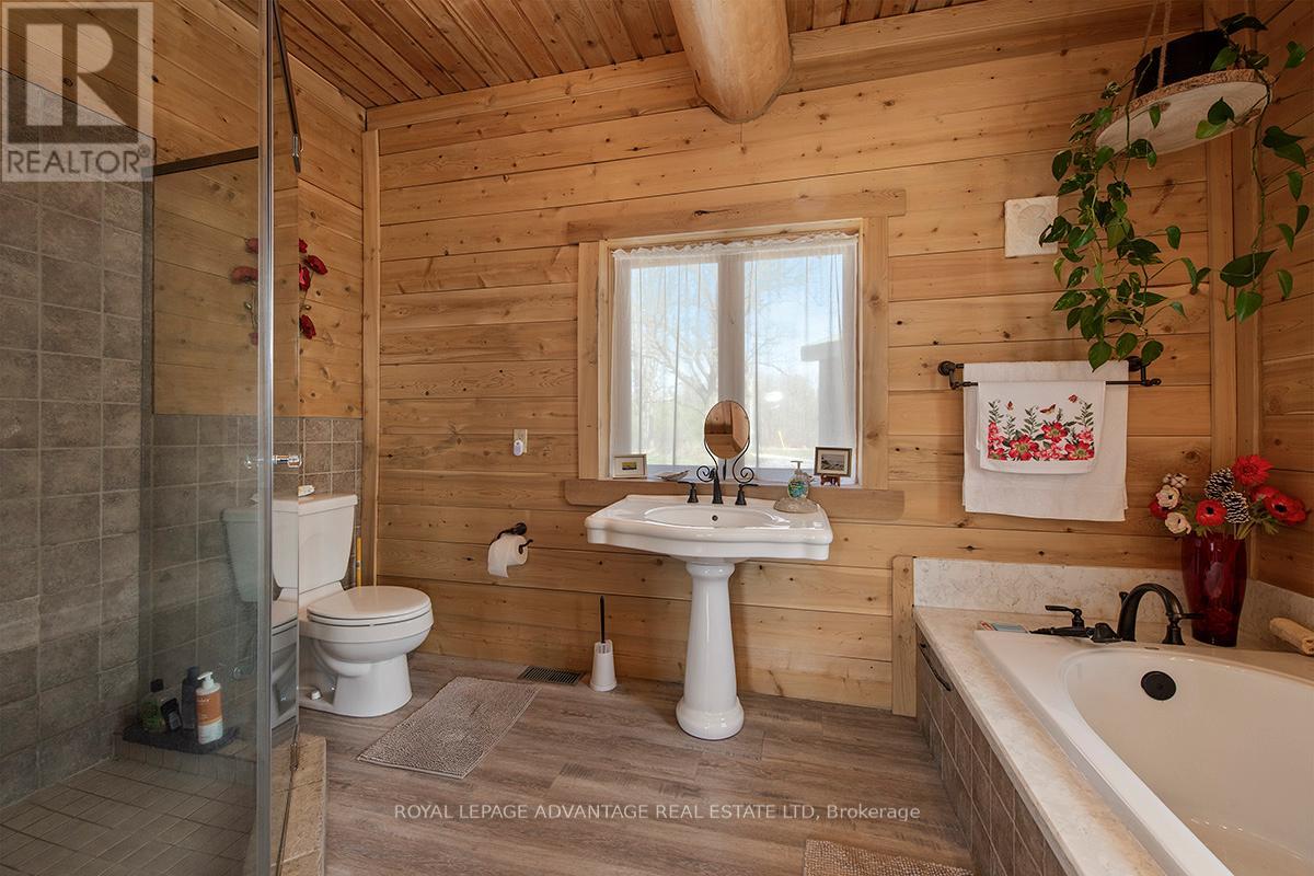 340 Hoddinott Lane, Tay Valley, Ontario  K0G 1A0 - Photo 29 - X13043320