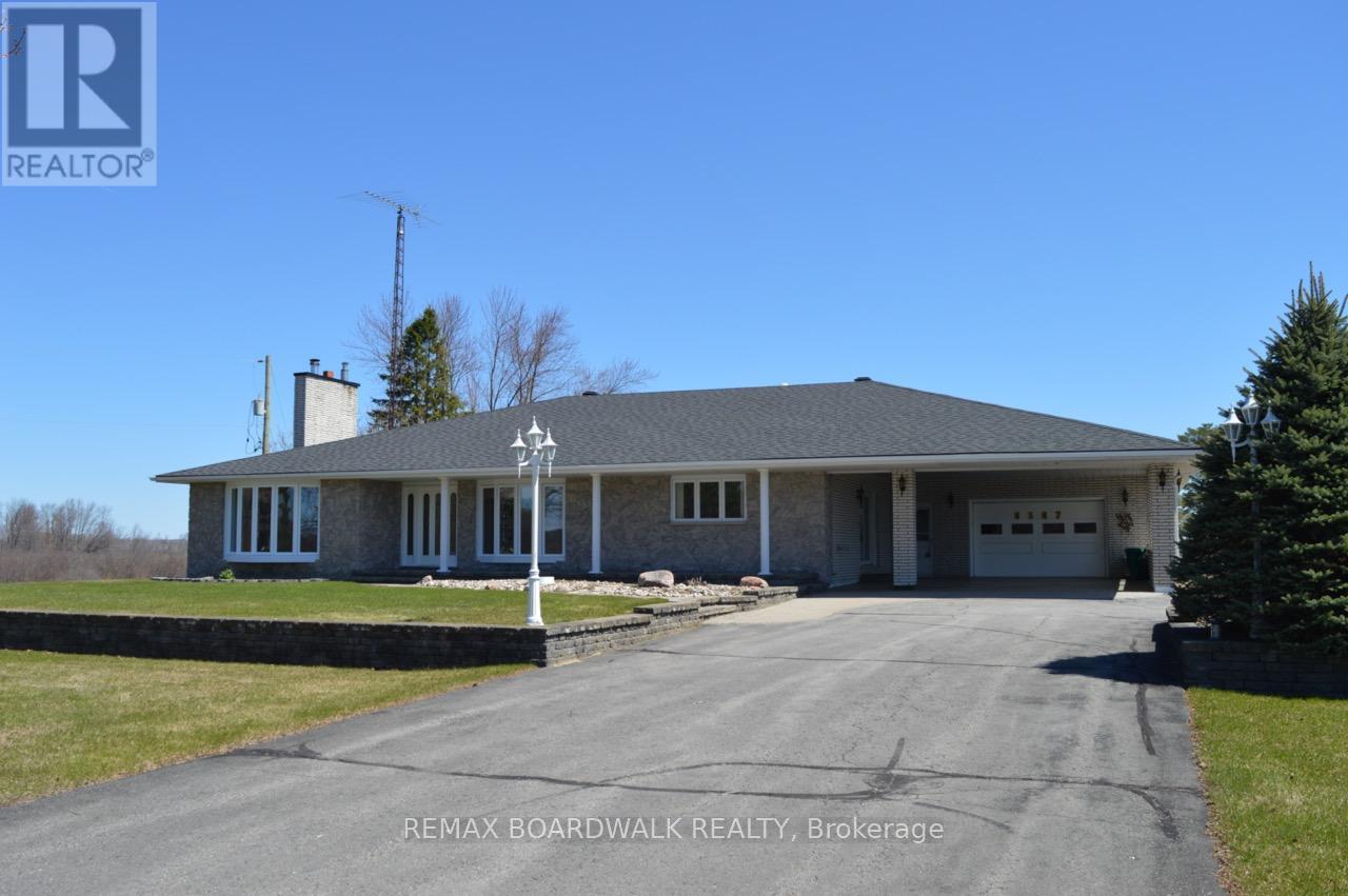 4547 CARLSBAD LANE, Ottawa, Ontario