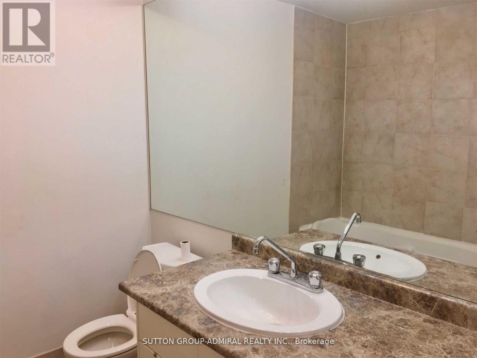 2nd Flr - 4 Nootka Crescent, Toronto, Ontario  M2H 2X6 - Photo 21 - C13043298