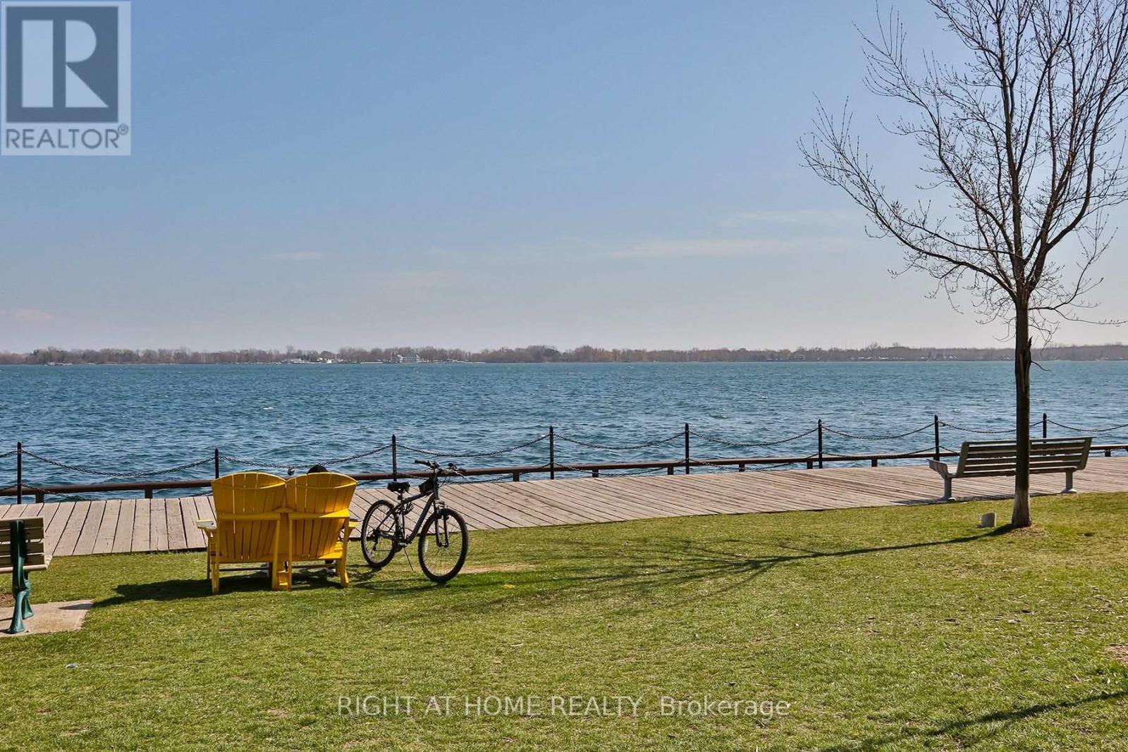 2815 - 33 Harbour Square, Toronto, Ontario  M5J 2G2 - Photo 13 - C13043388