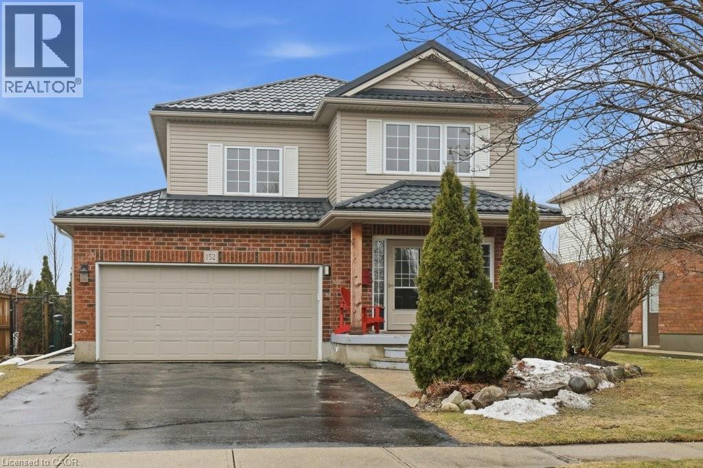 152 LASCHINGER Boulevard, New Hamburg, Ontario