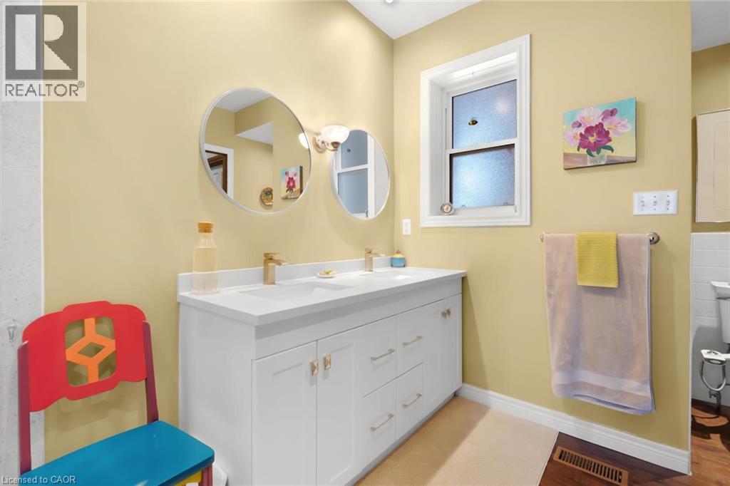 311 Brock Road, Hamilton, Ontario  L9H 5H4 - Photo 29 - 40823956