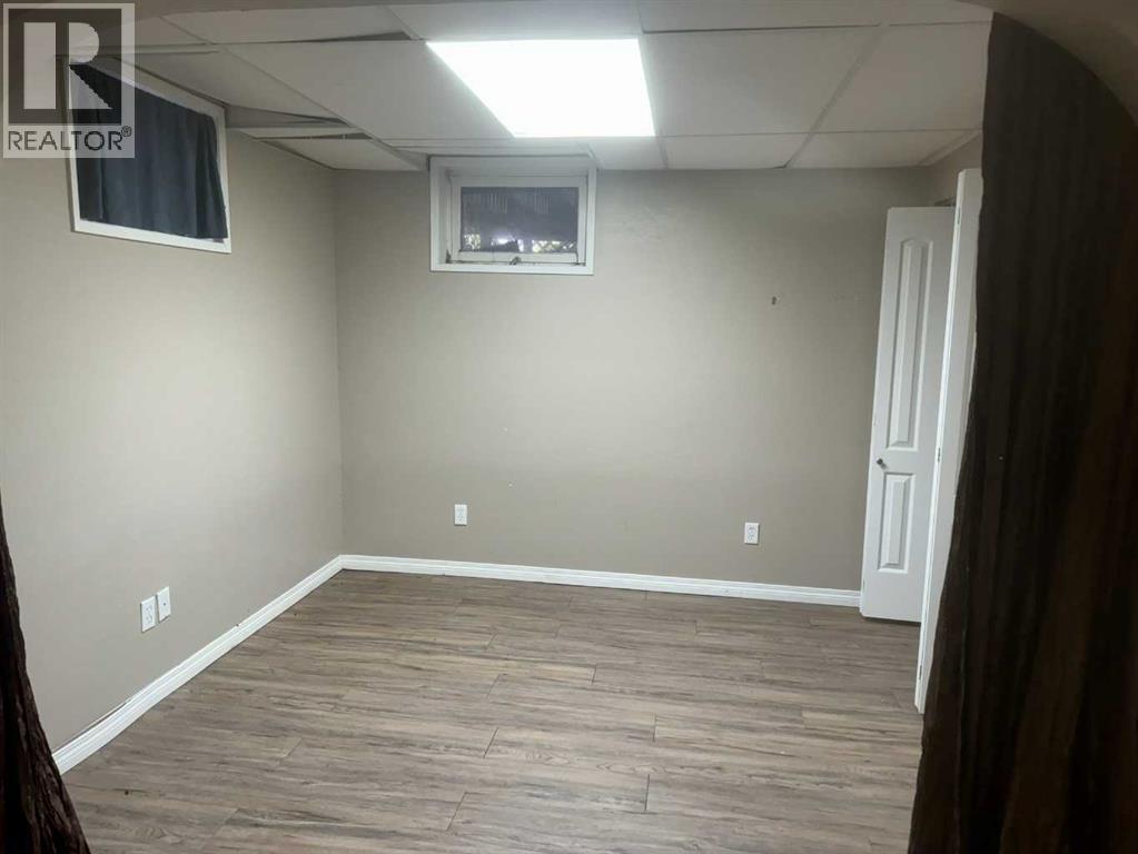 121 2 Avenue, Falher, Alberta  T0H 1M0 - Photo 27 - A2304049