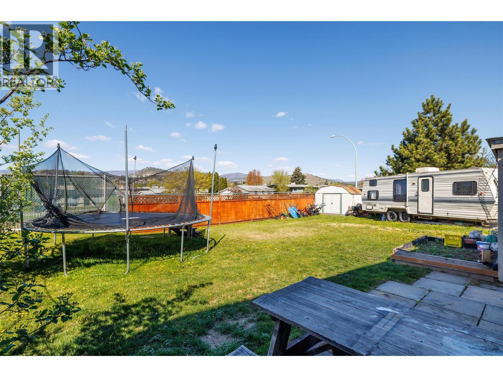 610 Chepesuik Court, Kelowna, British Columbia  V1X 5S5 - Photo 25 - 10380302