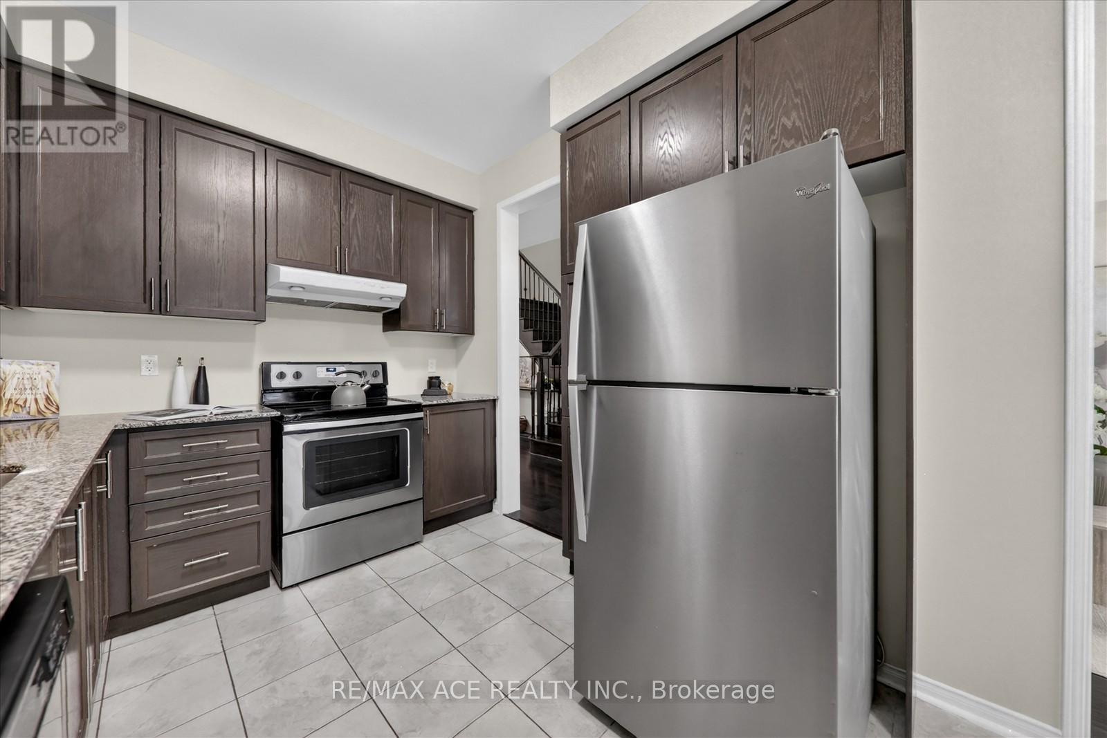 1034 Byron Street N, Whitby, Ontario  L1N 0E5 - Photo 18 - E13043314