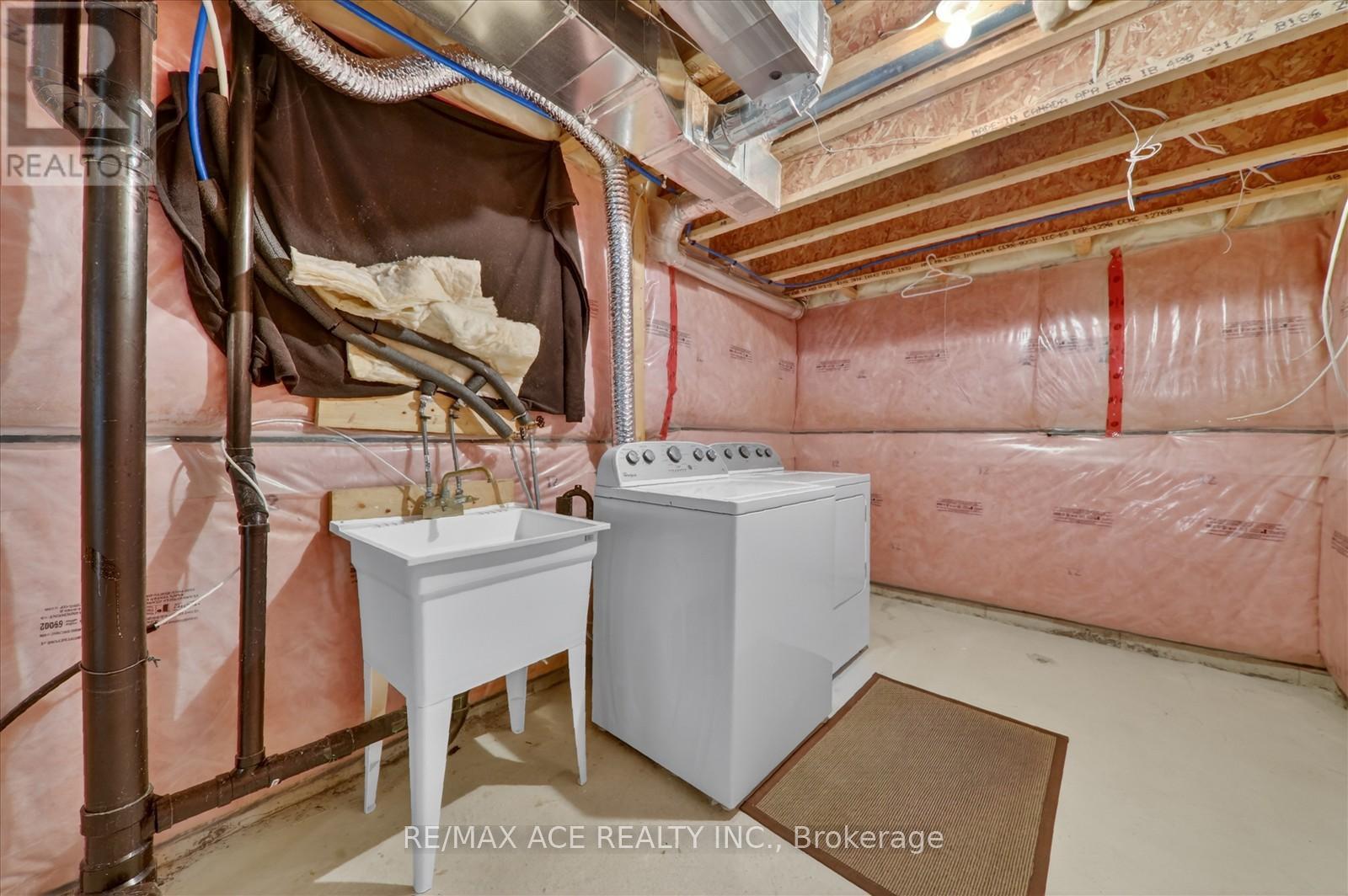 1034 Byron Street N, Whitby, Ontario  L1N 0E5 - Photo 36 - E13043314