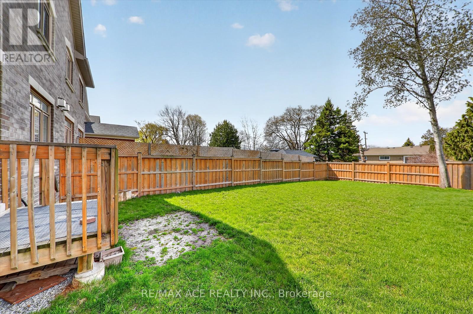 1034 Byron Street N, Whitby, Ontario  L1N 0E5 - Photo 39 - E13043314