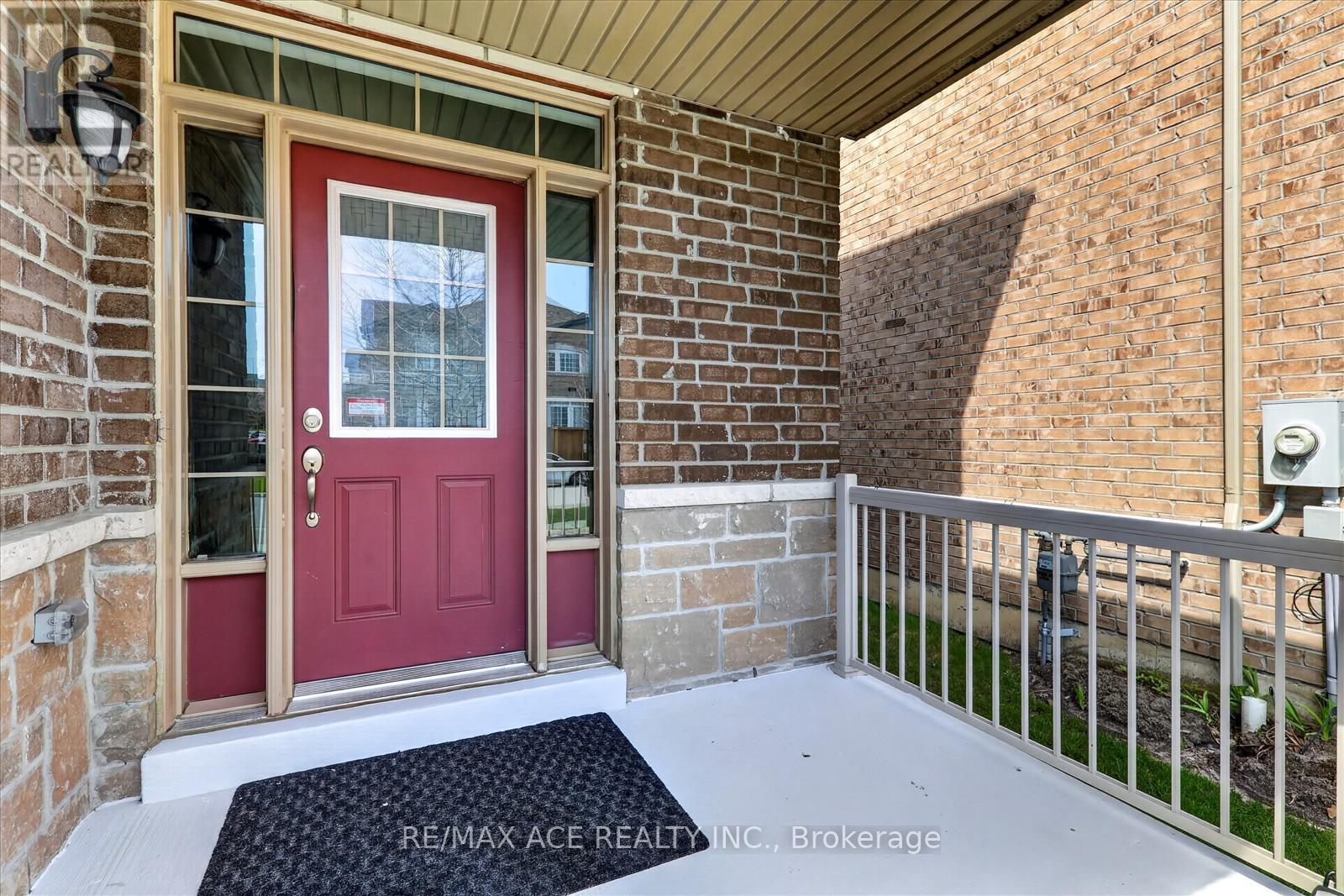 1034 Byron Street N, Whitby, Ontario  L1N 0E5 - Photo 4 - E13043314