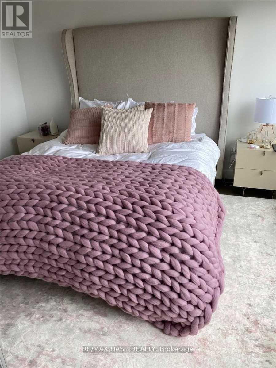 701 - 90 Broadview Avenue, Toronto, Ontario  M4M 3H3 - Photo 6 - E13043396