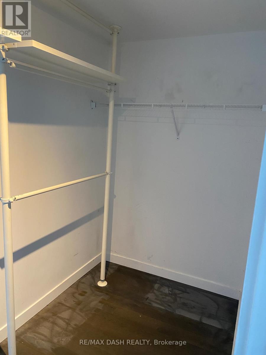 701 - 90 Broadview Avenue, Toronto, Ontario  M4M 3H3 - Photo 7 - E13043396