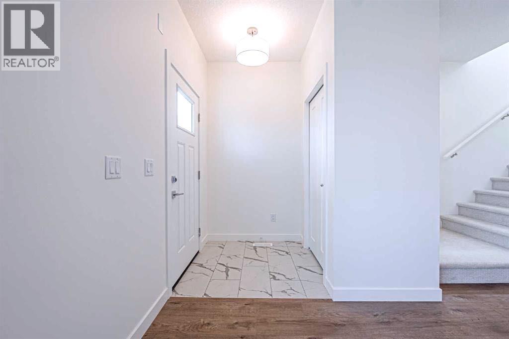 397 Dawson Wharf Road, Chestermere, Alberta  T1X 2W3 - Photo 2 - A2294597