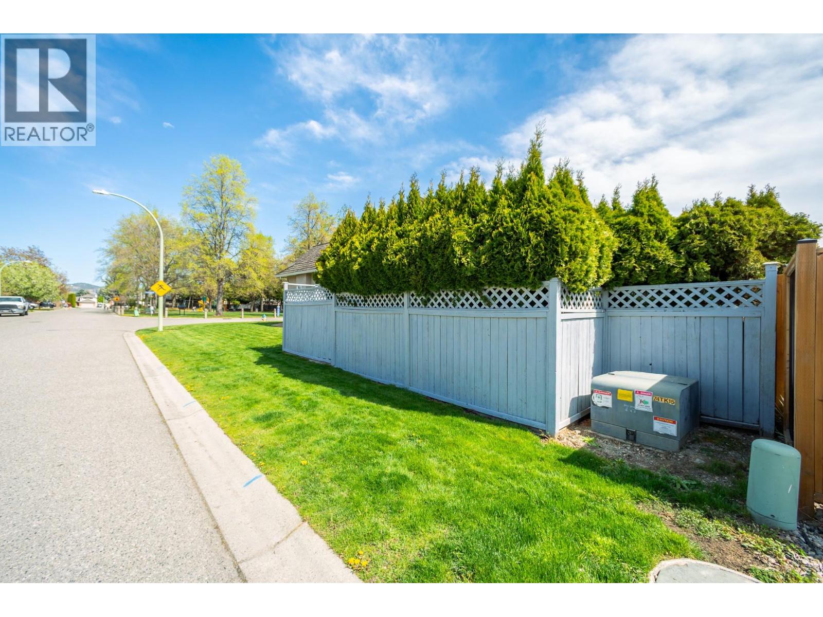 3585 Windermere Road, Kelowna, British Columbia  V1W 4M8 - Photo 54 - 10384752