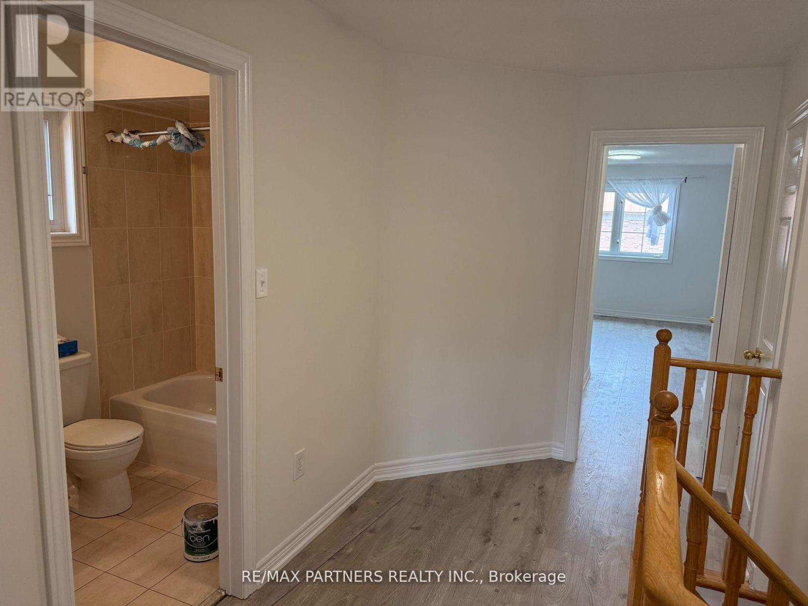 133 Amulet Crescent, Richmond Hill, Ontario  L4S 2T6 - Photo 6 - N13043360