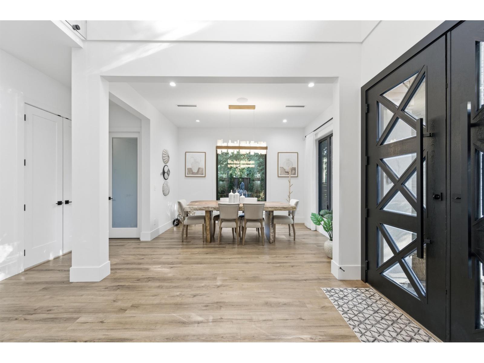 13125 24 Avenue, Surrey, British Columbia  V4A 2G2 - Photo 4 - R3115506