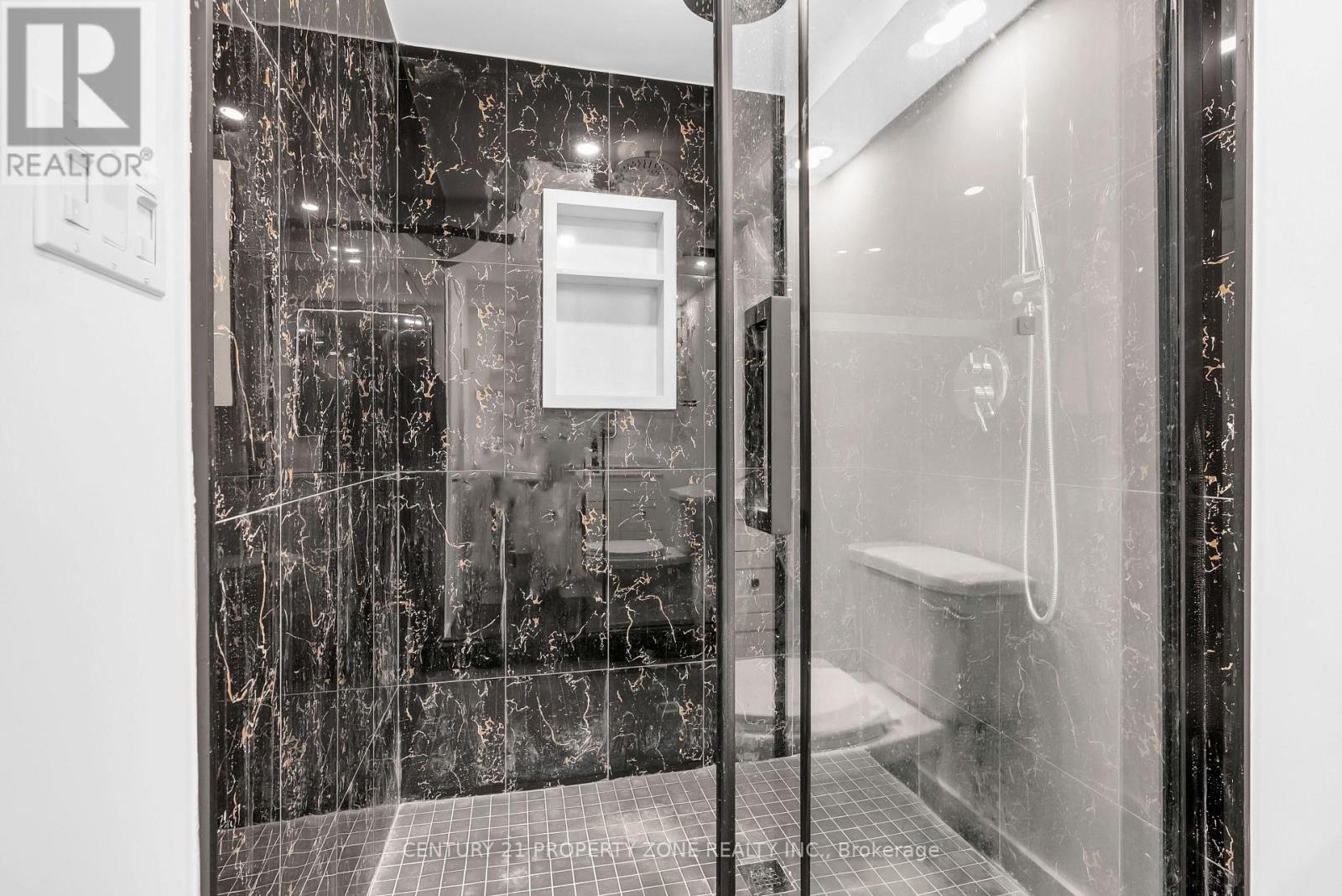 188 Cardinal Street, Barrie, Ontario  L4M 6G8 - Photo 44 - S13043280