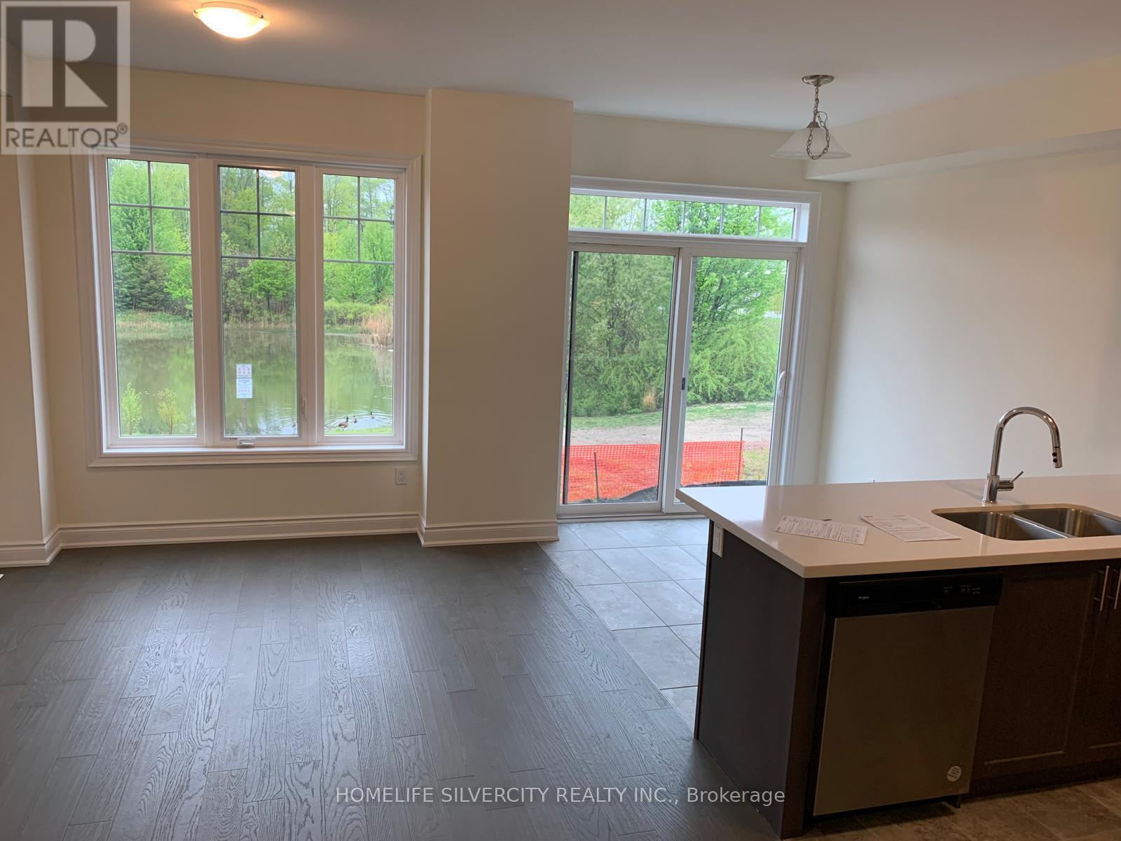 12 Little River Crossing, Wasaga Beach, Ontario  L9J 0J8 - Photo 5 - S13043394