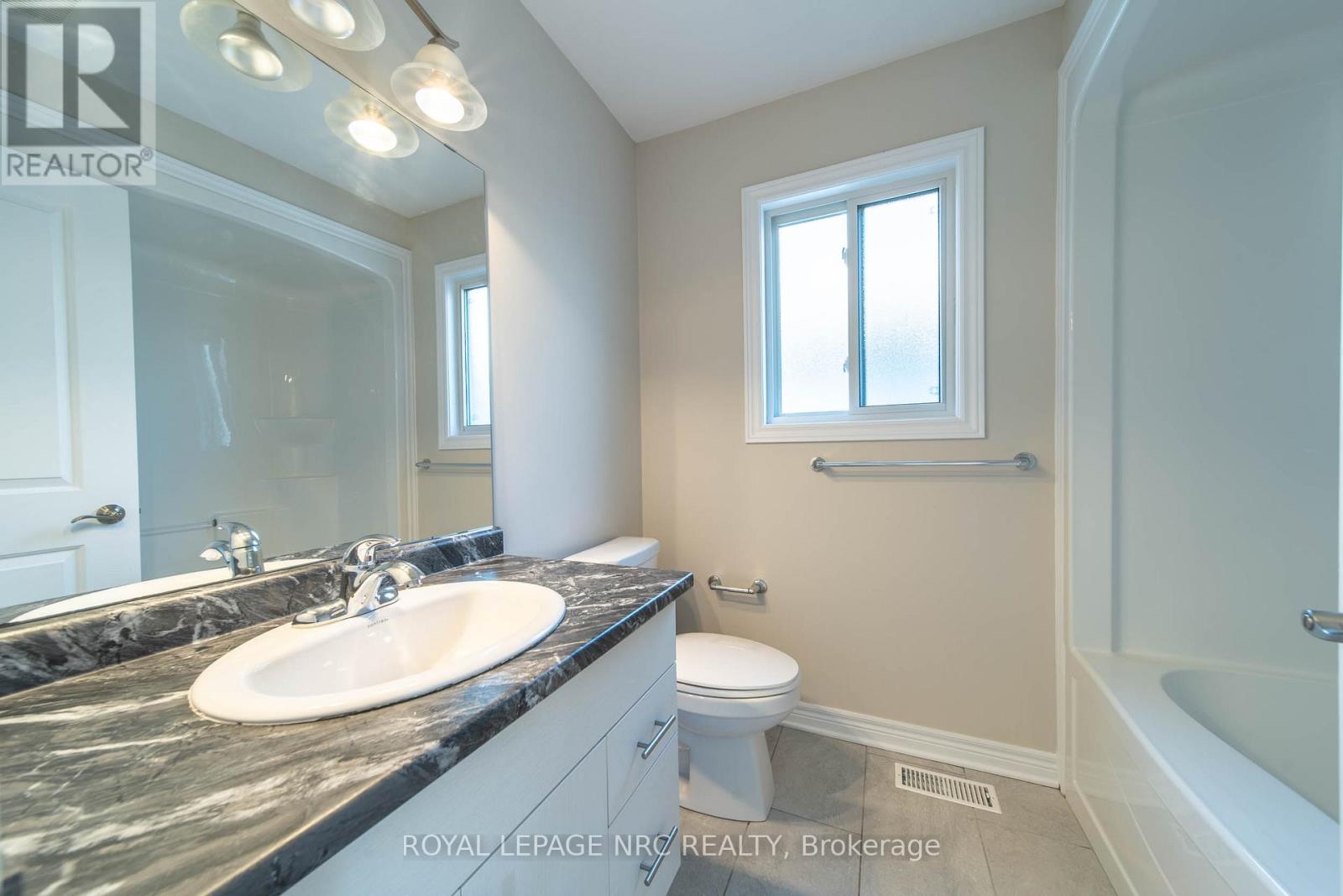 1 Sparkle Drive, Thorold, Ontario  L0S 1A0 - Photo 15 - X13040322