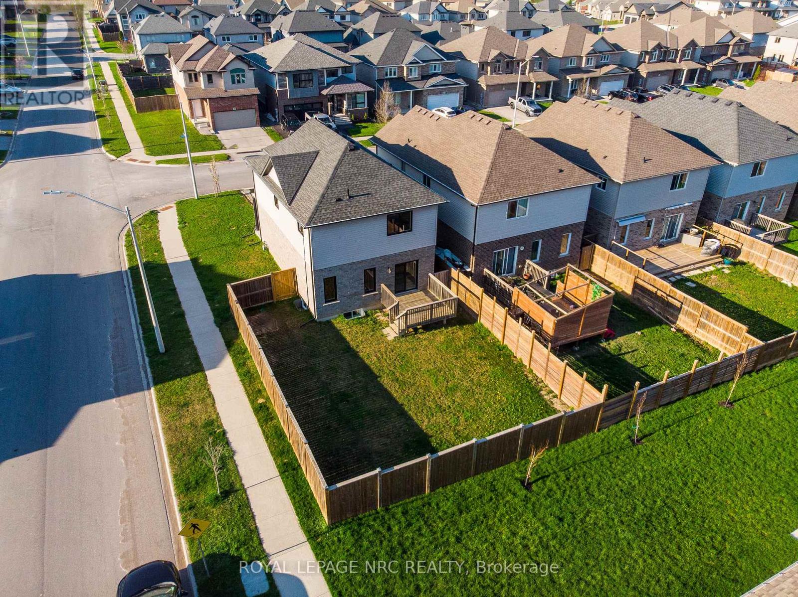 1 Sparkle Drive, Thorold, Ontario  L0S 1A0 - Photo 30 - X13040322