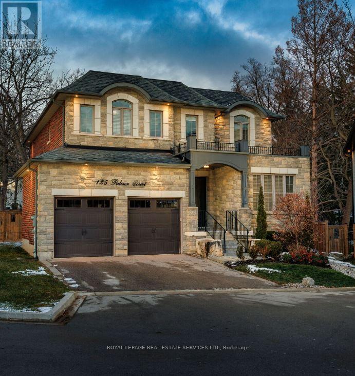 125 PALISER COURT, Oakville, Ontario