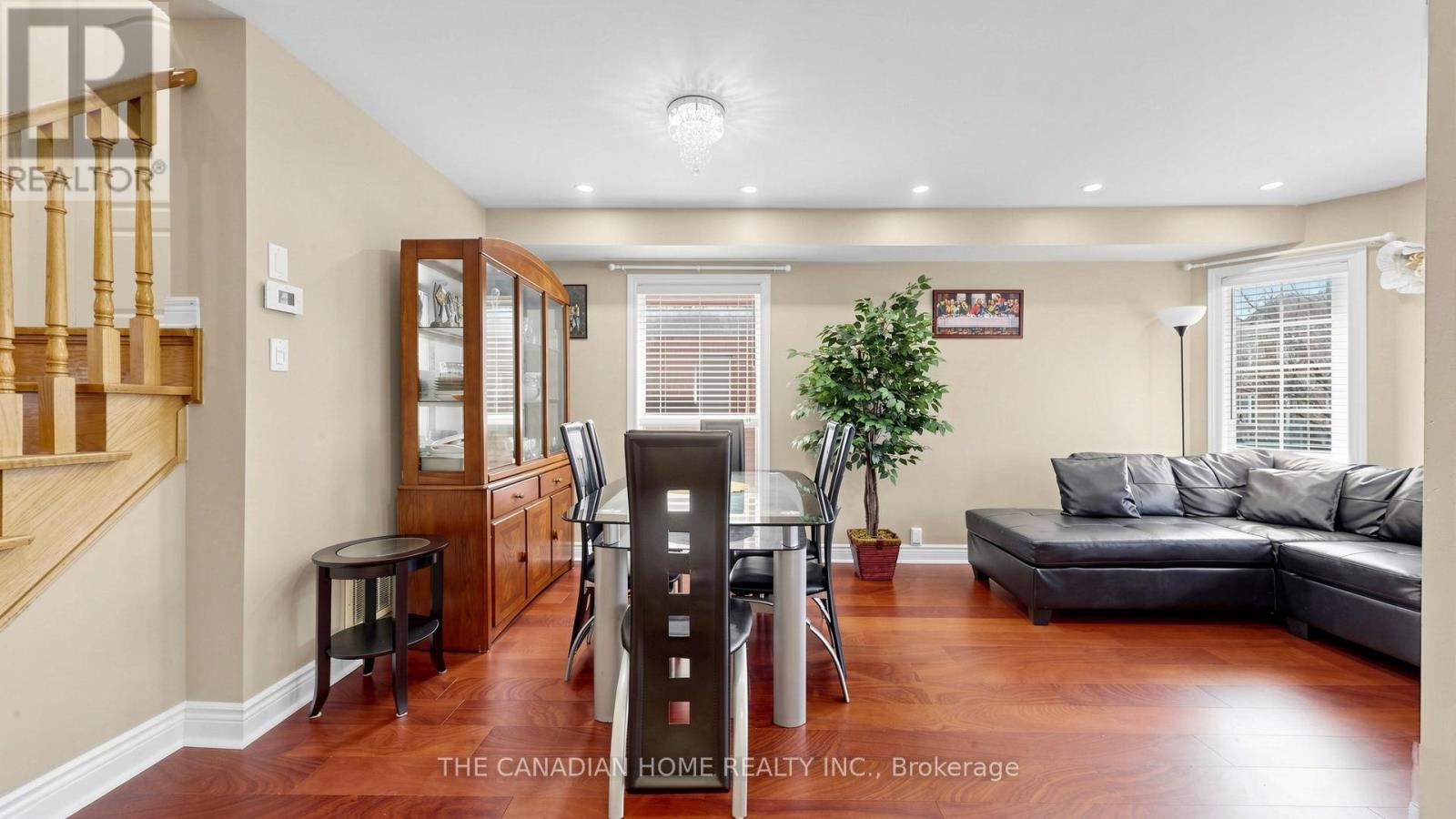 27 Wallaby Way, Brampton, Ontario  L6R 3G1 - Photo 10 - W13043344