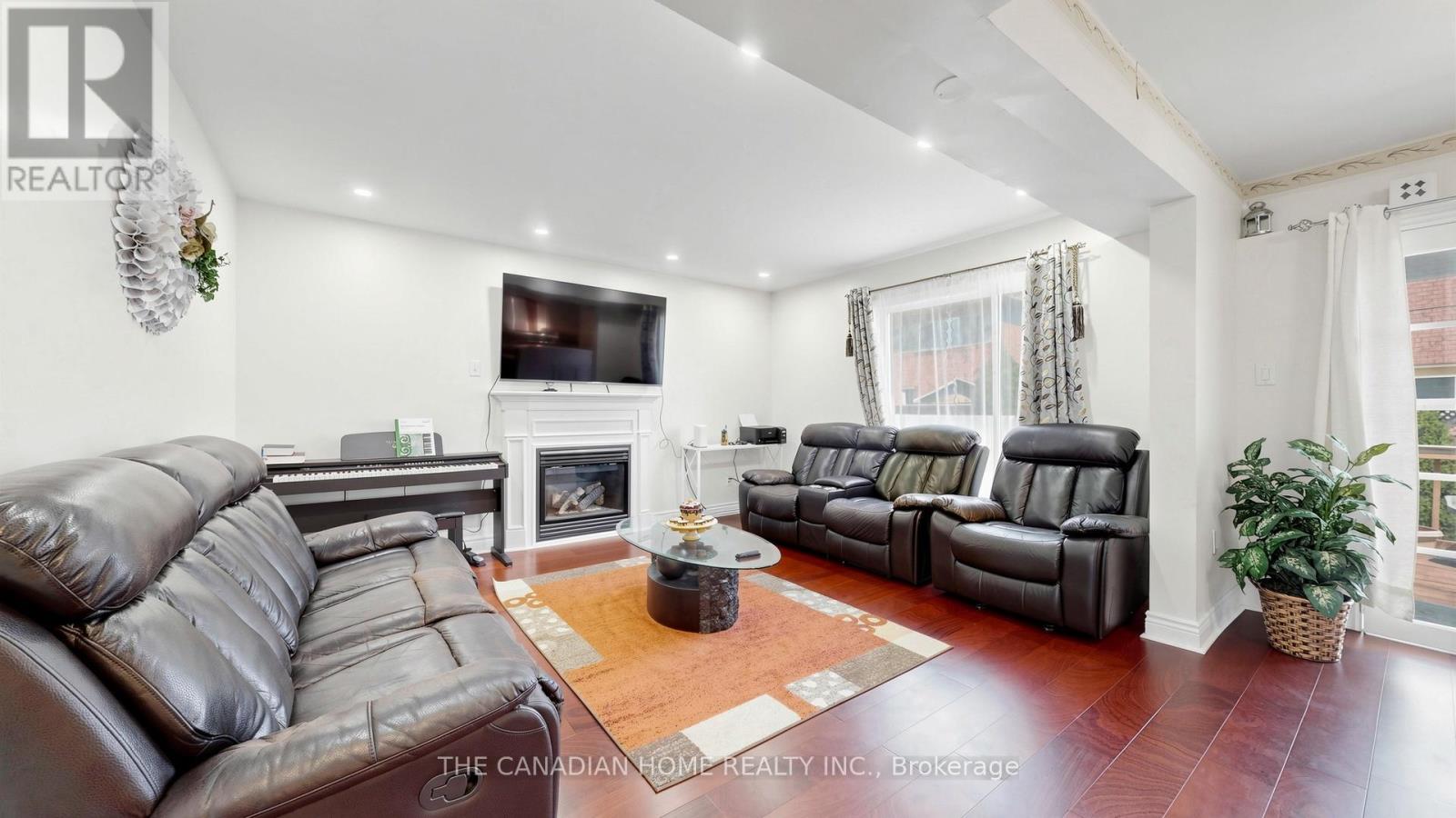 27 Wallaby Way, Brampton, Ontario  L6R 3G1 - Photo 11 - W13043344