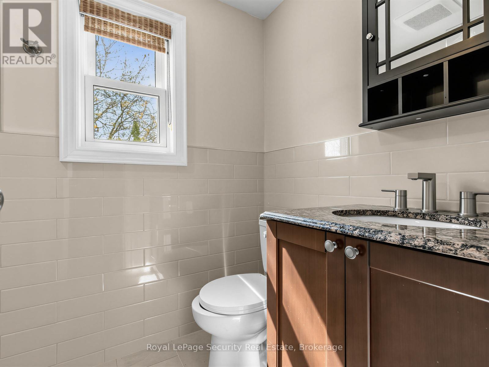 50 Wilmar Road, Toronto, Ontario  M9B 3S1 - Photo 10 - W13043346