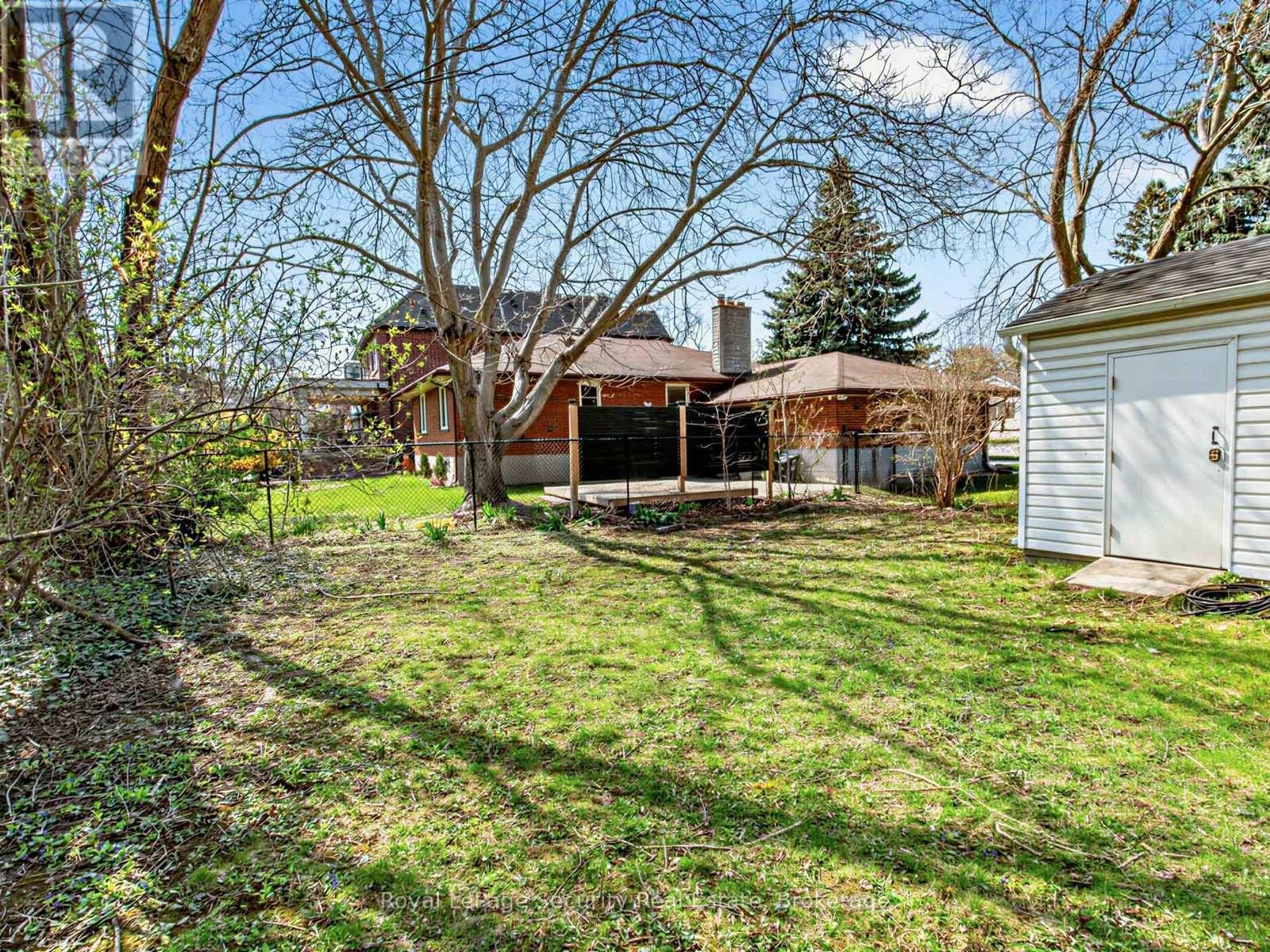 50 Wilmar Road, Toronto, Ontario  M9B 3S1 - Photo 15 - W13043346