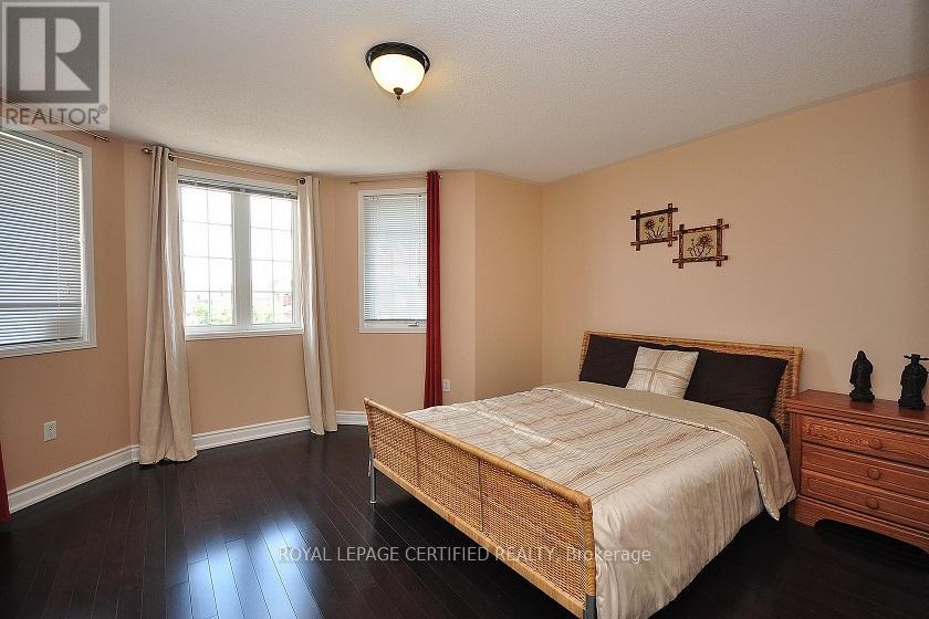 426 Orange Walk Crescent, Mississauga, Ontario  L5R 0A8 - Photo 19 - W13043348