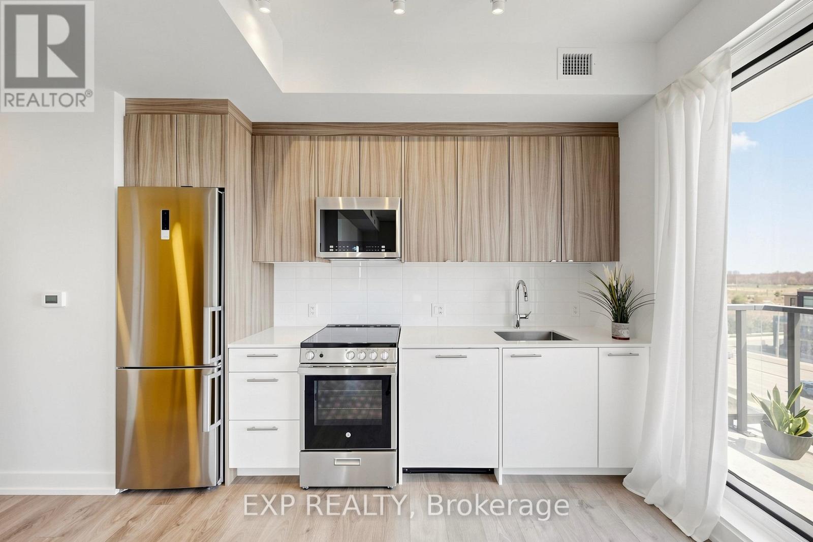 215 Veterans Drive, Brampton, Ontario  L7A 4S6 - Photo 13 - W13043374