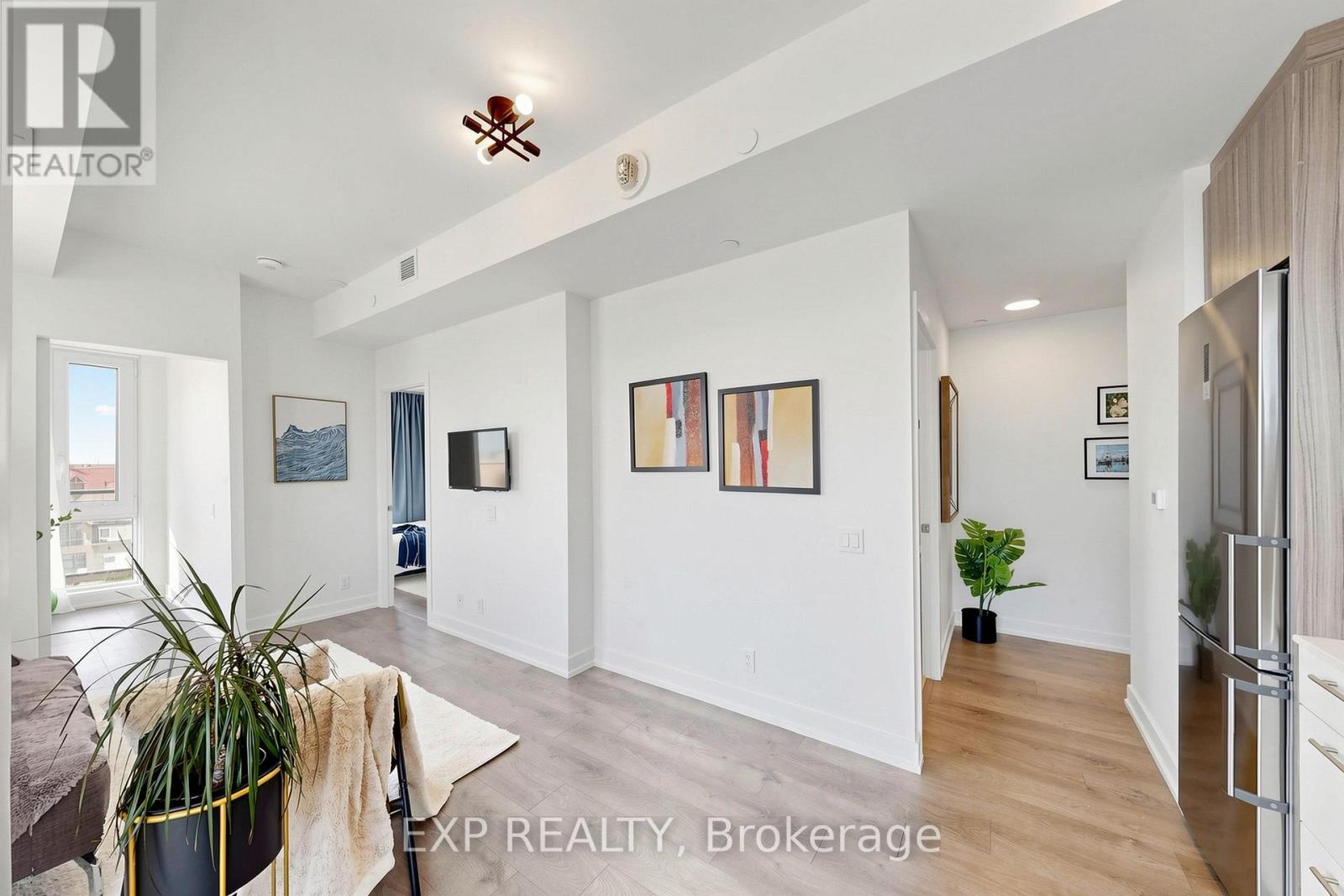 215 Veterans Drive, Brampton, Ontario  L7A 4S6 - Photo 17 - W13043374