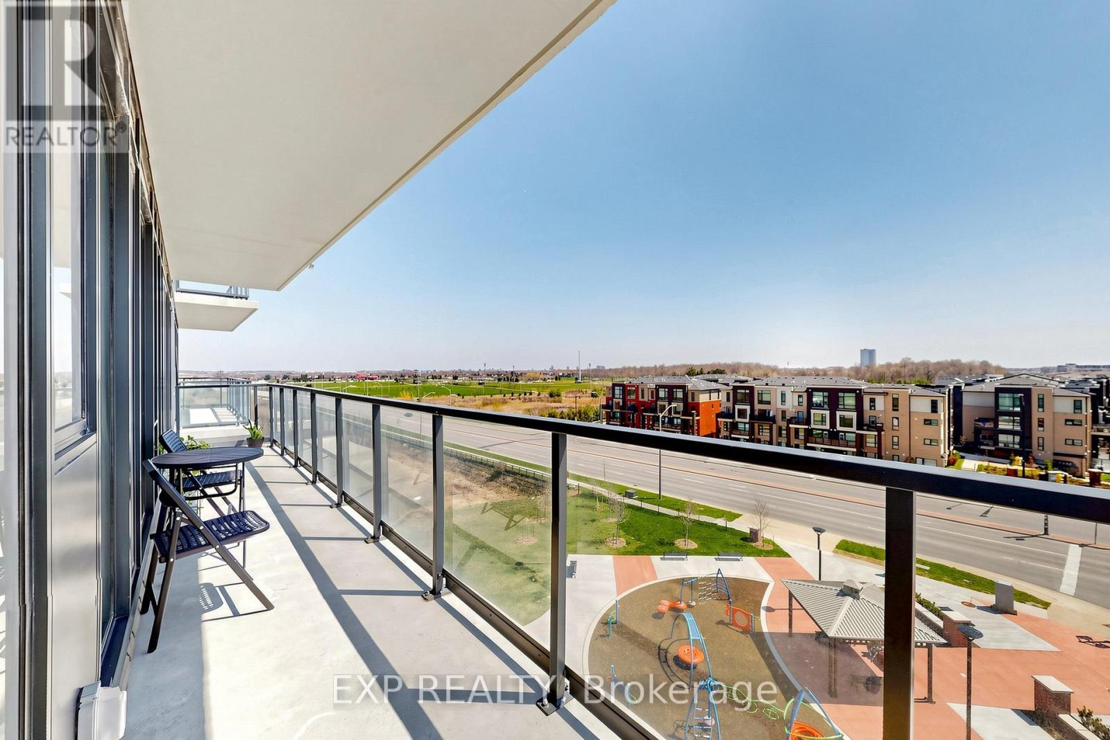 215 Veterans Drive, Brampton, Ontario  L7A 4S6 - Photo 29 - W13043374