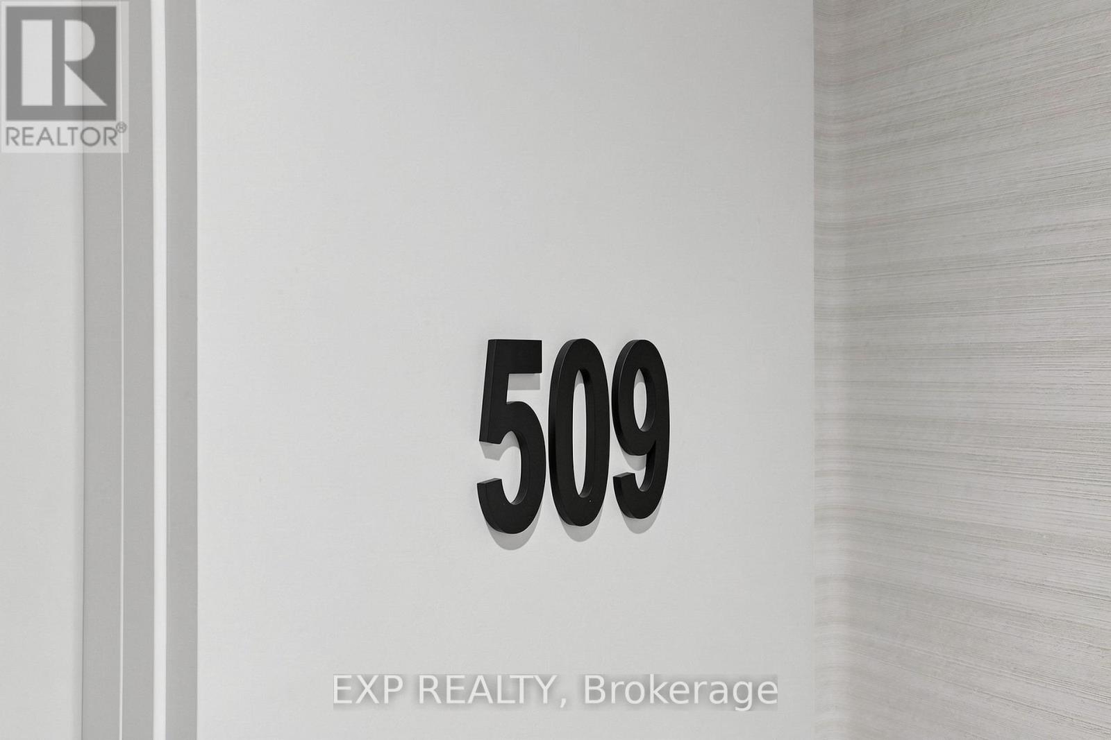 215 Veterans Drive, Brampton, Ontario  L7A 4S6 - Photo 6 - W13043374