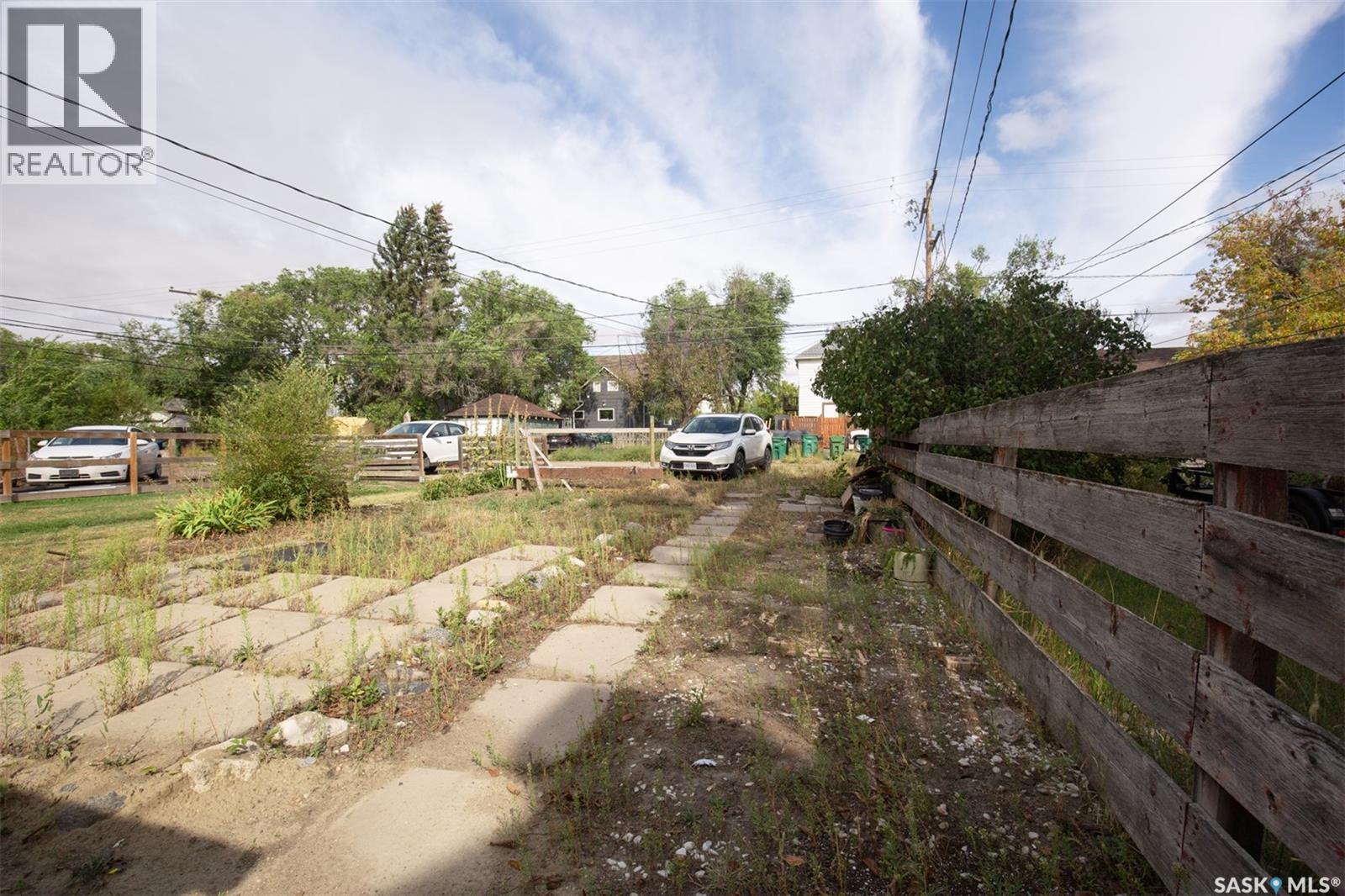 306 Fairford Street W, Moose Jaw, Saskatchewan  S6H 1V9 - Photo 11 - SK033922