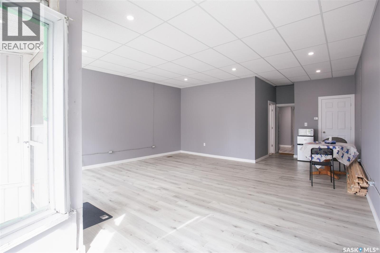 306 Fairford Street W, Moose Jaw, Saskatchewan  S6H 1V9 - Photo 2 - SK033922