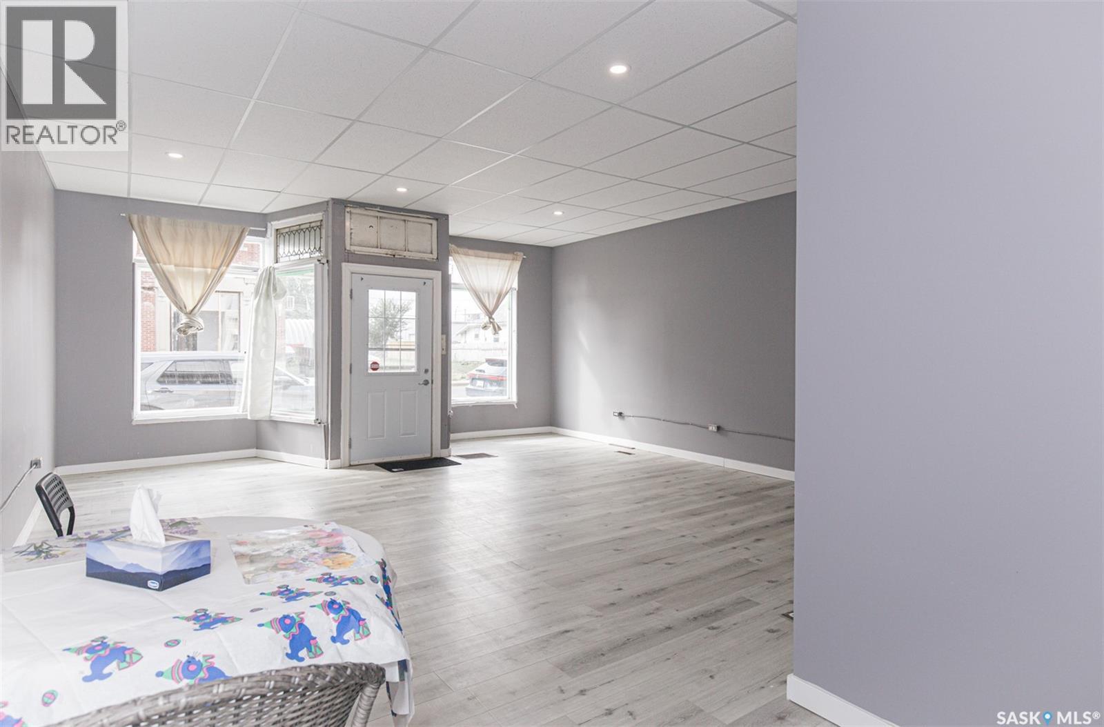 306 Fairford Street W, Moose Jaw, Saskatchewan  S6H 1V9 - Photo 4 - SK033922