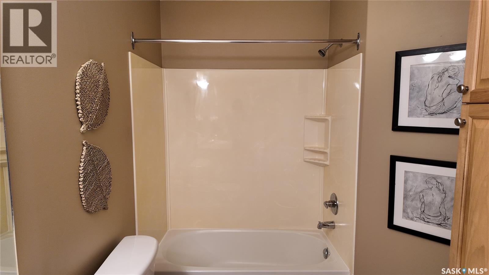 4128 Buckingham Drive E, Regina, Saskatchewan  S4V 3A9 - Photo 15 - SK033918