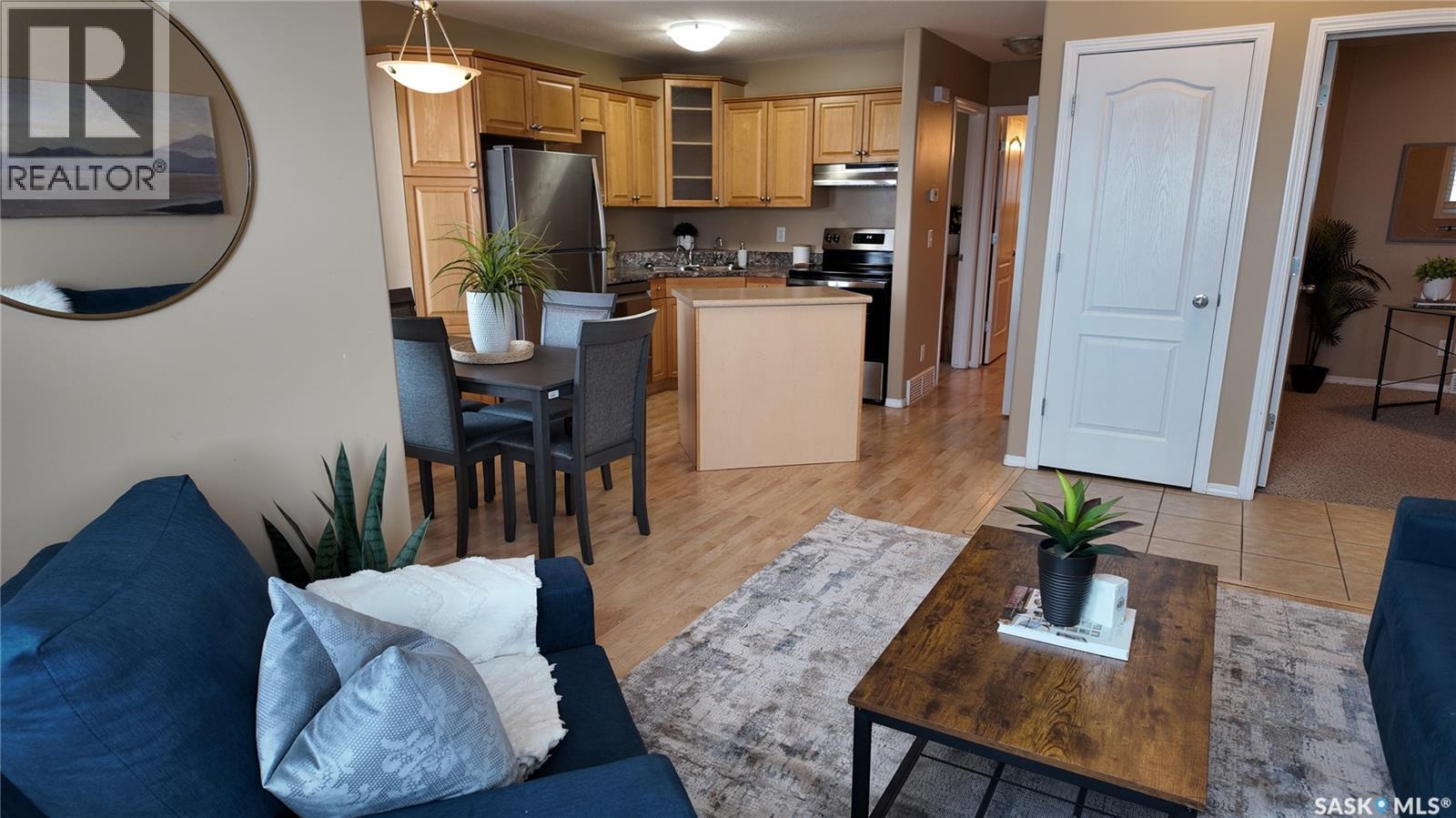 4128 Buckingham Drive E, Regina, Saskatchewan  S4V 3A9 - Photo 7 - SK033918